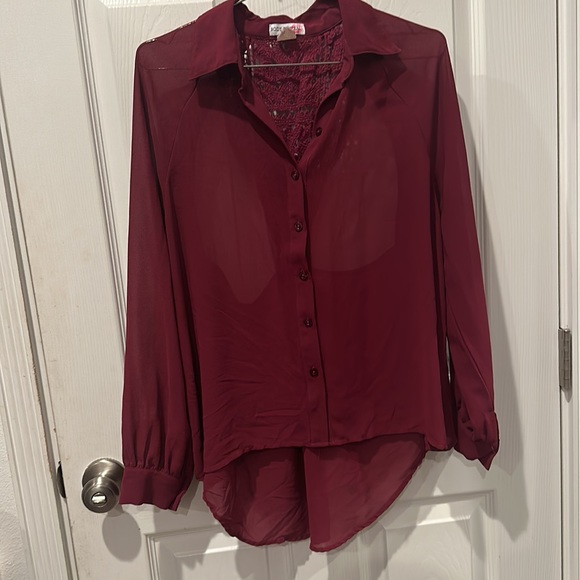 Bundle of 3 long sleeved tops with lace feature in various colors - Picture 8 of 13